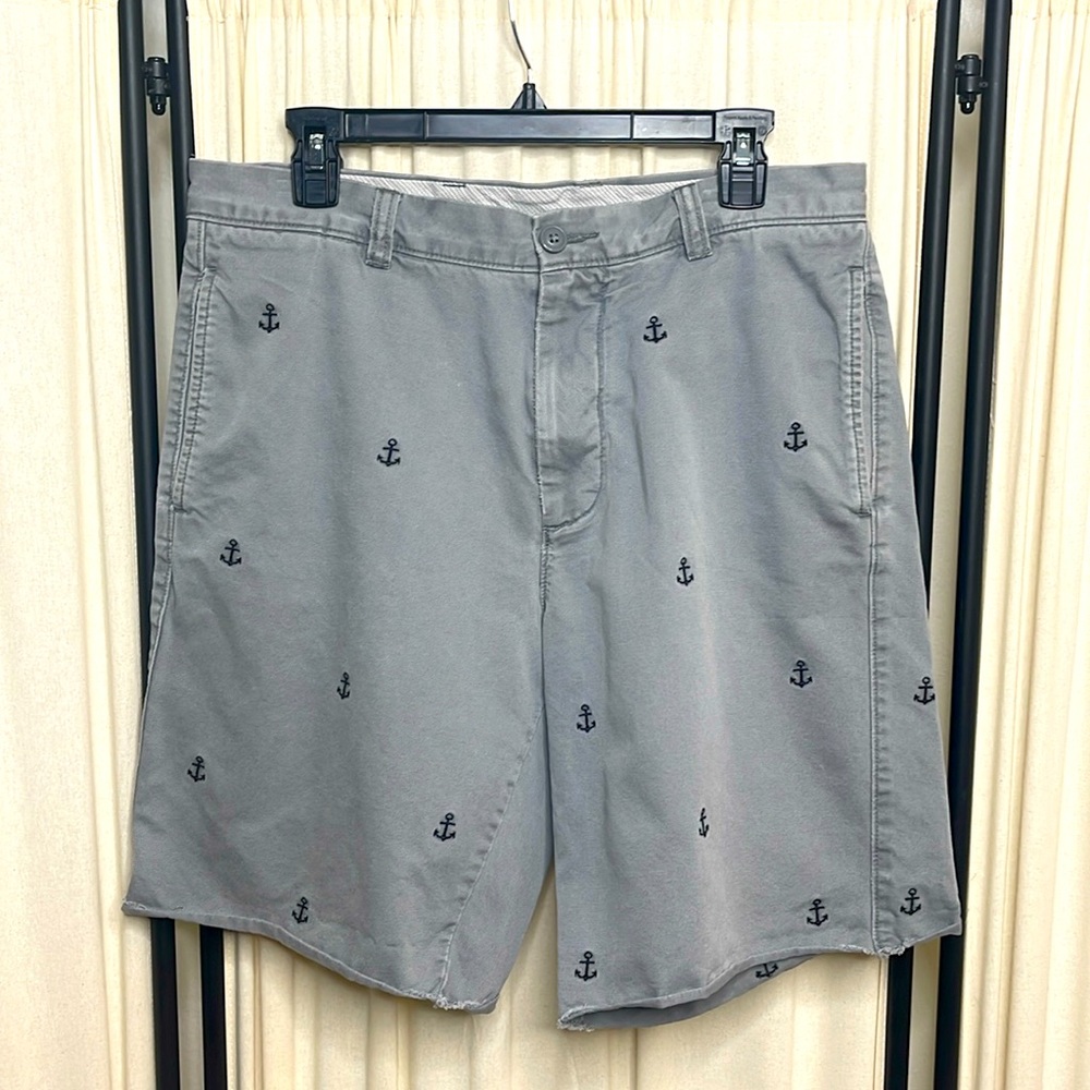 MENS- J. CREW GRAY ANCHOR CHINO SHORTS SIZE 33